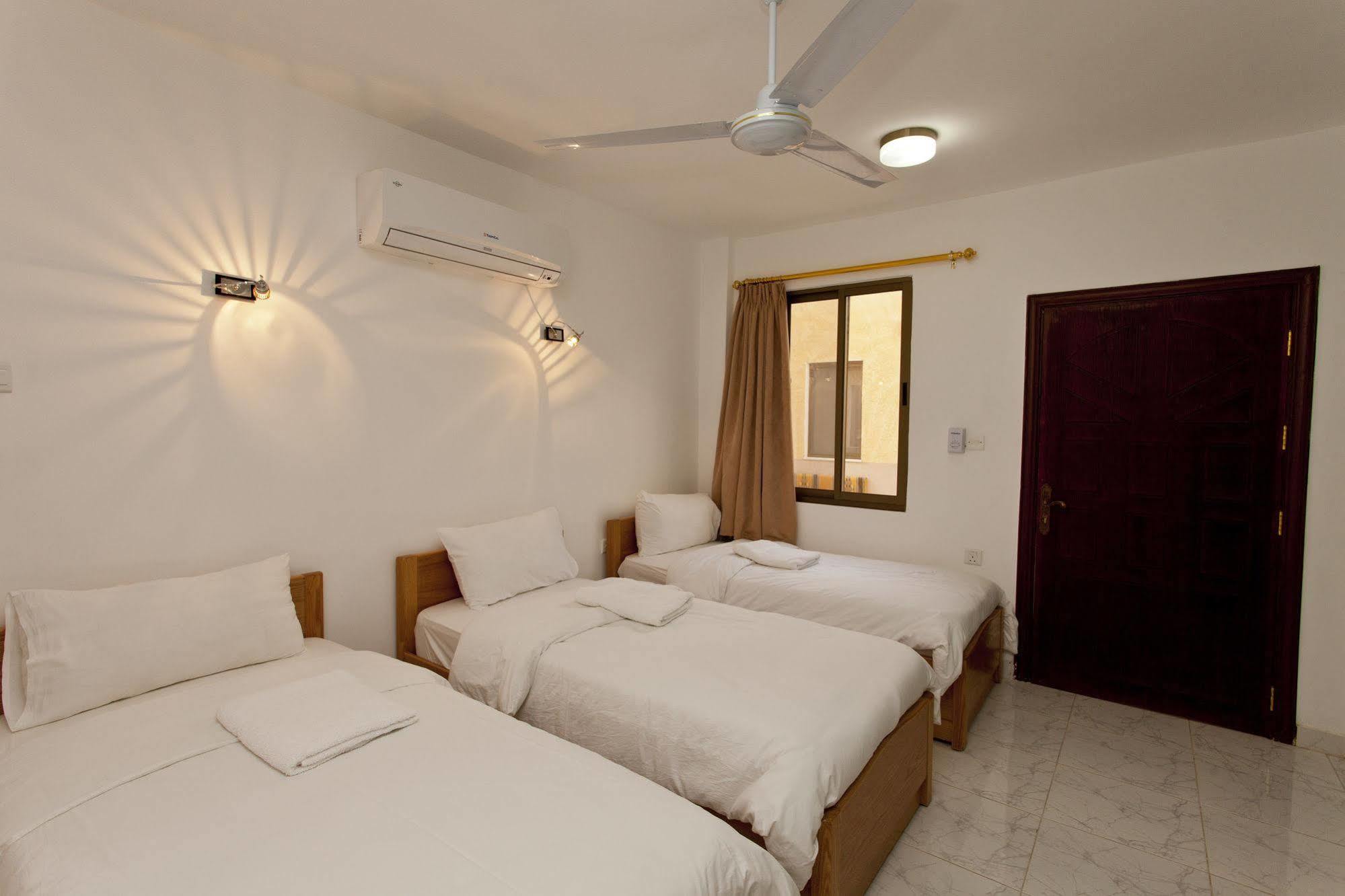 Arab Divers Dive Center And Bed and breakfast